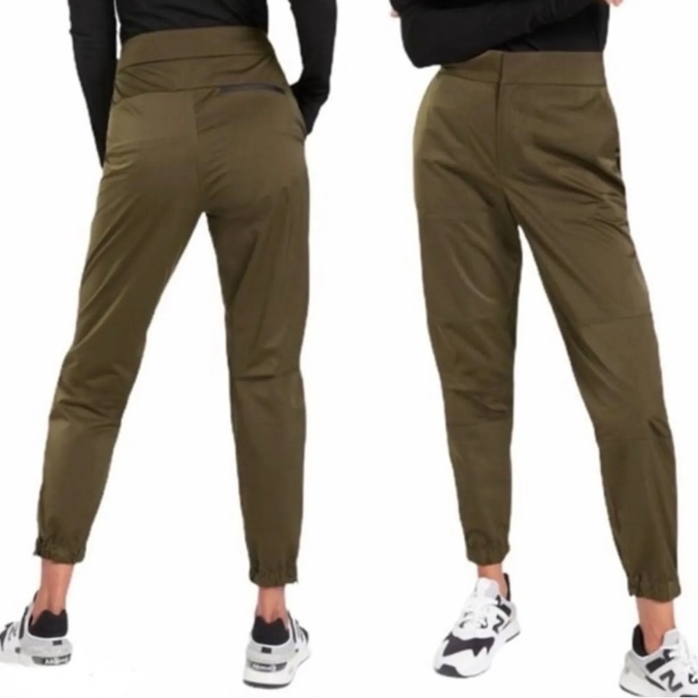 Athleta Brown Radiant 5 Pocket Joggers in Tortuga Olive, Size 6